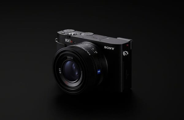 Sony’s RX1R III Brings Full-Frame Power and ZEISS Precision to a Pocket-Size Camera